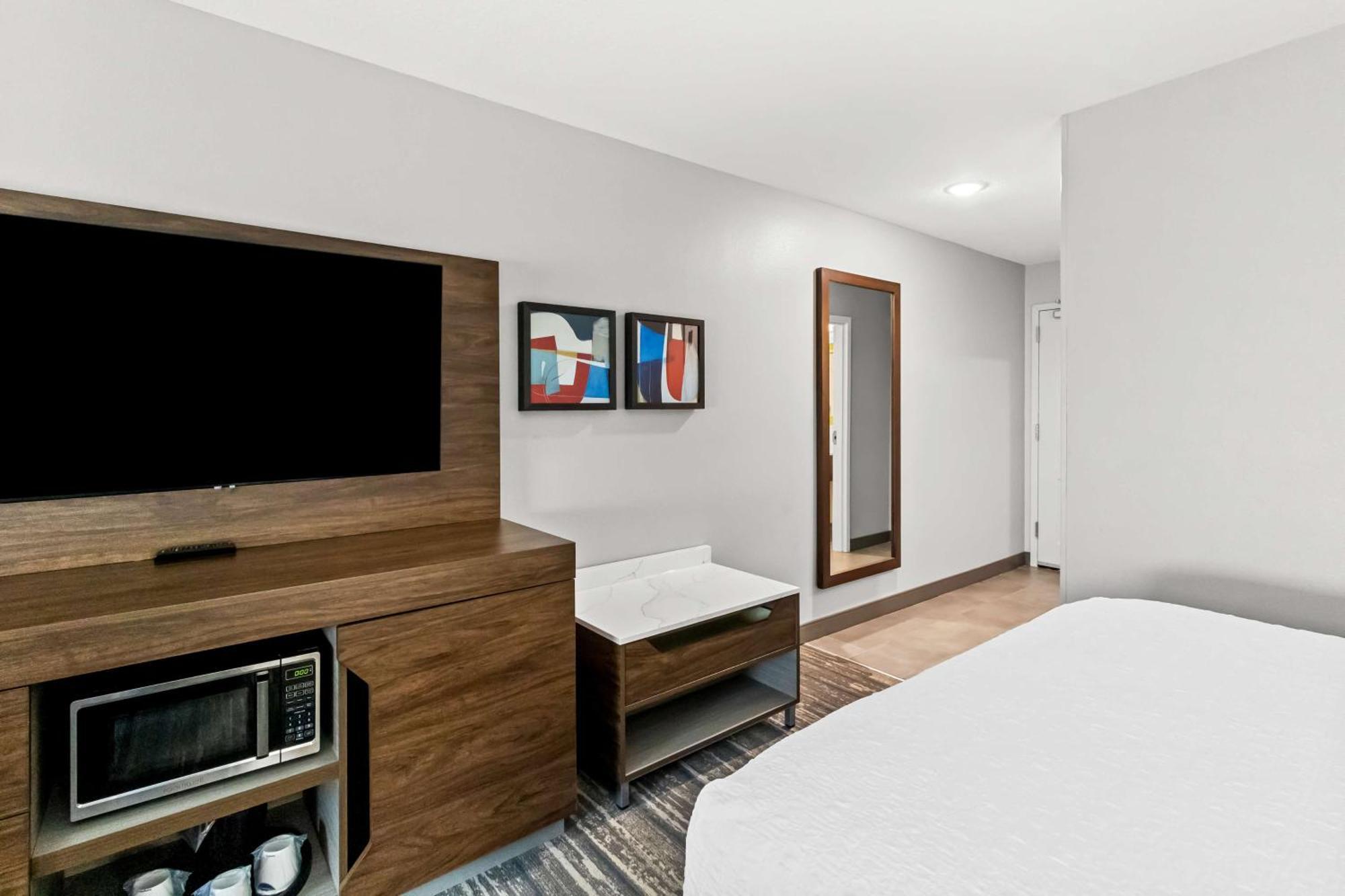 Hampton Inn By Hilton Dayton South Екстериор снимка